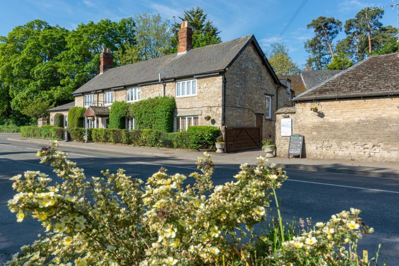 Jersey Arms Hotel Bicester Dış mekan fotoğraf