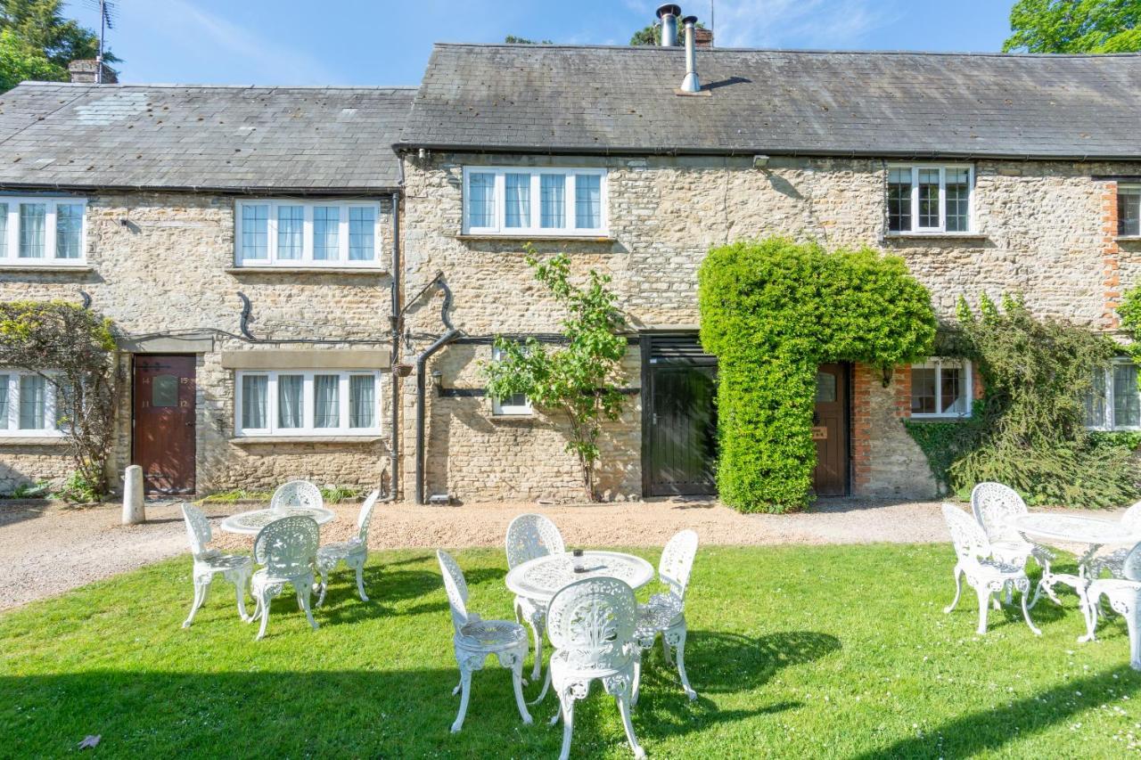 Jersey Arms Hotel Bicester Dış mekan fotoğraf