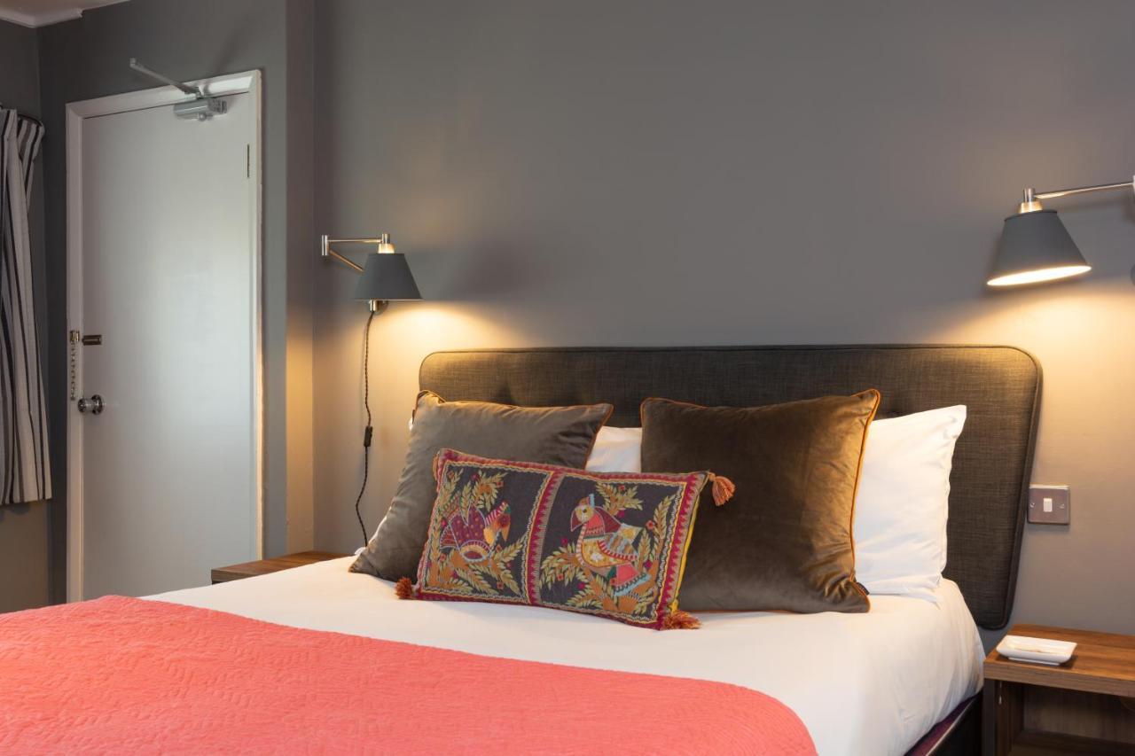 Jersey Arms Hotel Bicester Dış mekan fotoğraf