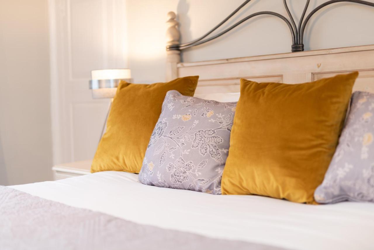 Jersey Arms Hotel Bicester Dış mekan fotoğraf
